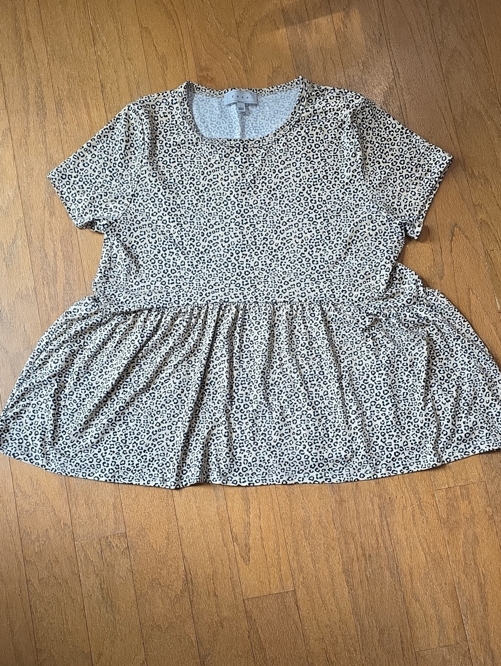 gaze Short‎ Sleeve Leopard Peplum Top